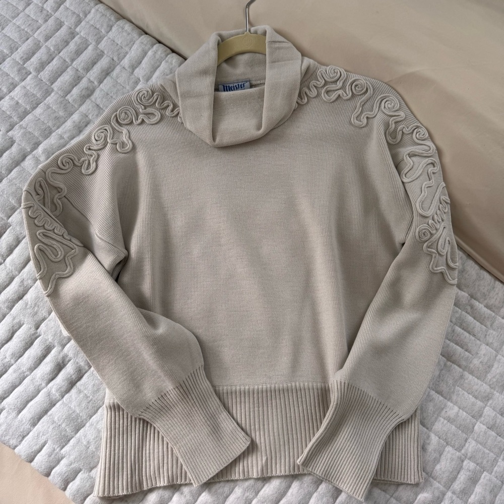 Vintage Meister Beige Sweater